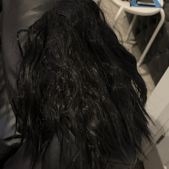 Black synthetic hair crimp style Curly Wig - Picture 4 of 16